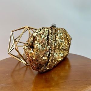 Gold sequin evening purse with chain strap